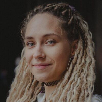 Profile picture of AngelinaT.
