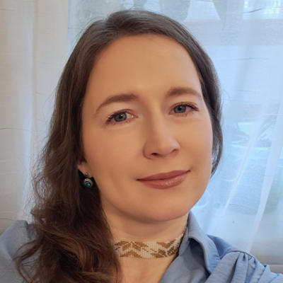 Profile picture of Julia