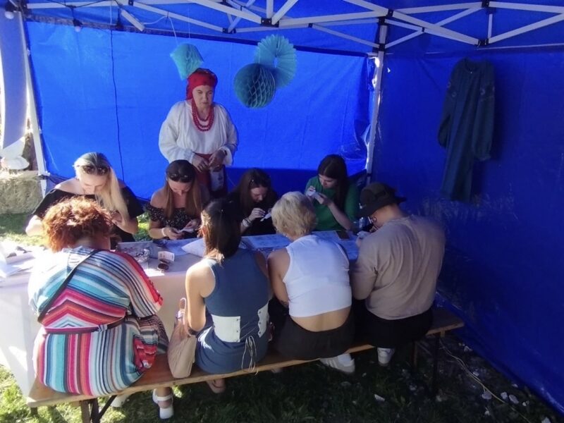МК на Галас на ґанку